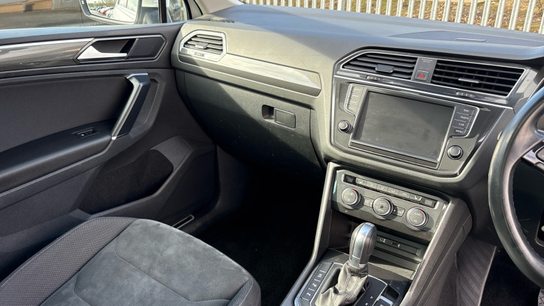 Volkswagen Tiguan 2.0 TSi 180 4Motion SEL 5dr DSG Petrol Estate